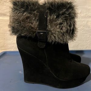 Ladies black faux suede wedge boots